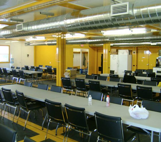 Modular breakroom design is easily scalable to meet changes in staff numbers.