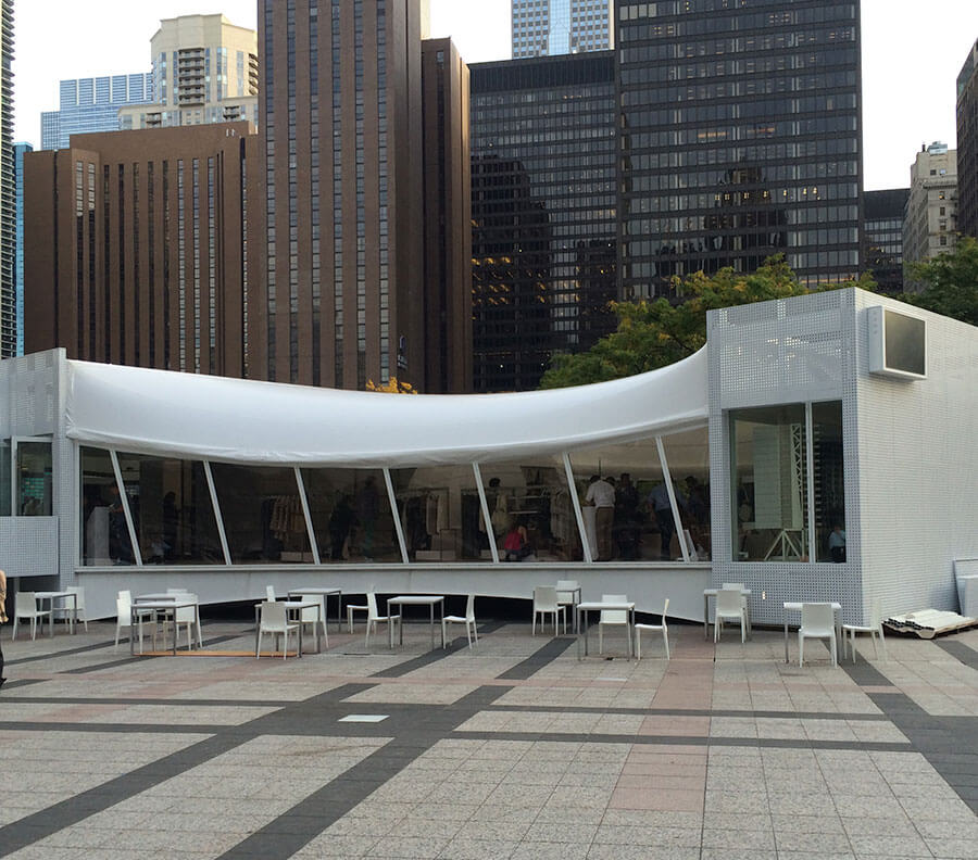 A curved glass store front gave a futuristic look to a ‘pop up’ fashion store.